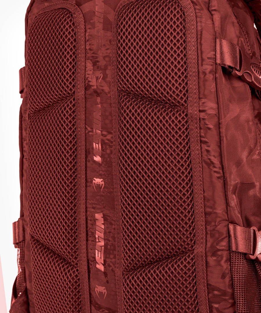 venum challenger pro reppu - maastokuvioviininpunainen