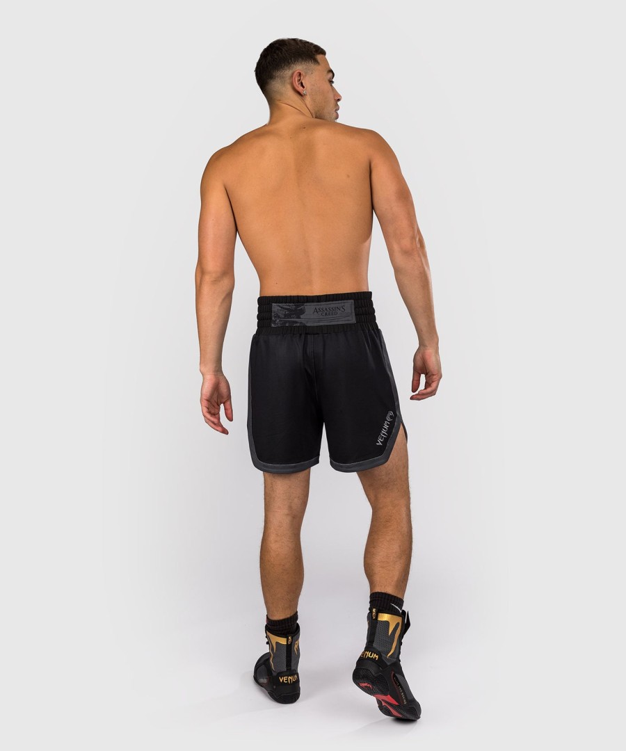venum x assassin creed shadows nyrkkeilyshortsit - musta