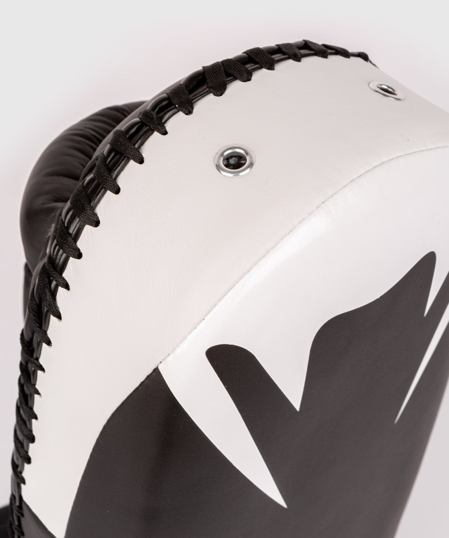 venum kick boxing 2.0 micro fiber paos - mustavalkoinen