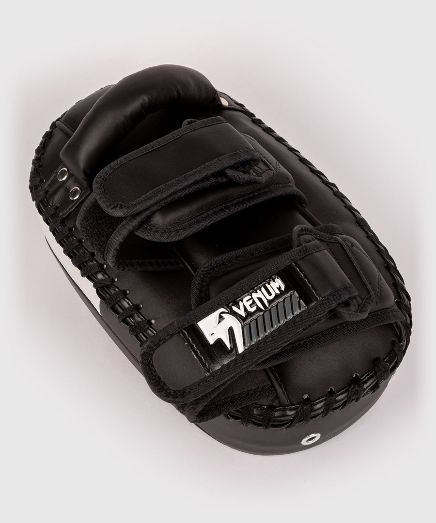 venum kick boxing 2.0 micro fiber paos - mustavalkoinen