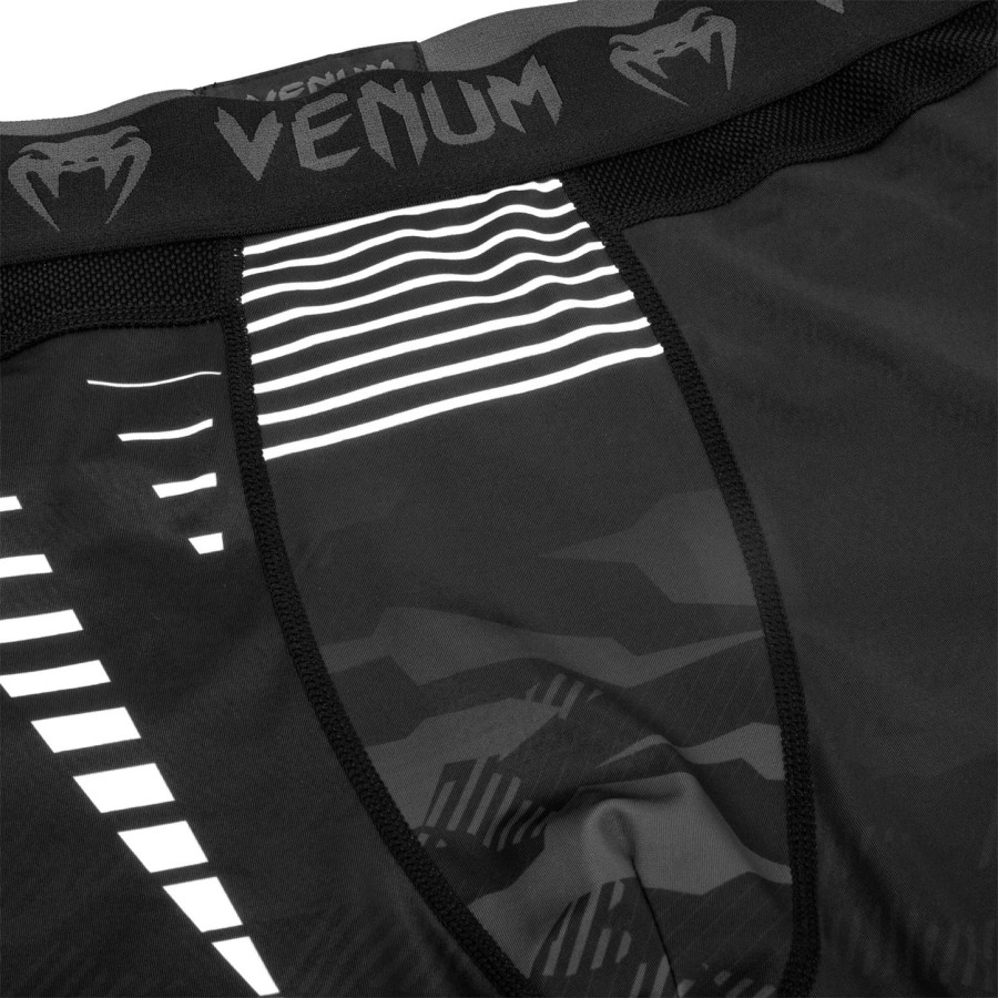 venum okinawa 2.0 kompressiotrikoot - mustavalkoinen