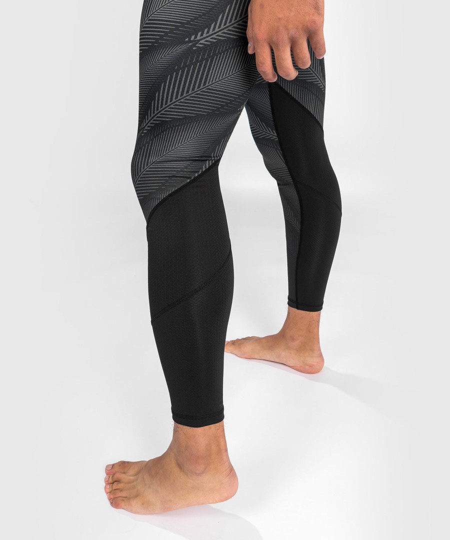 venum phantom -shortsit - mustapunainen