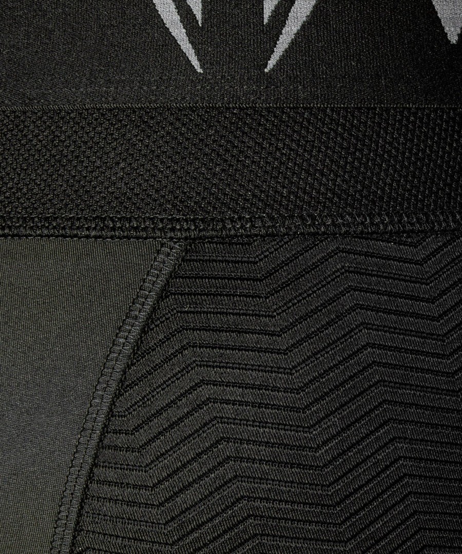 venum g-fit kompressioshortsit - musta