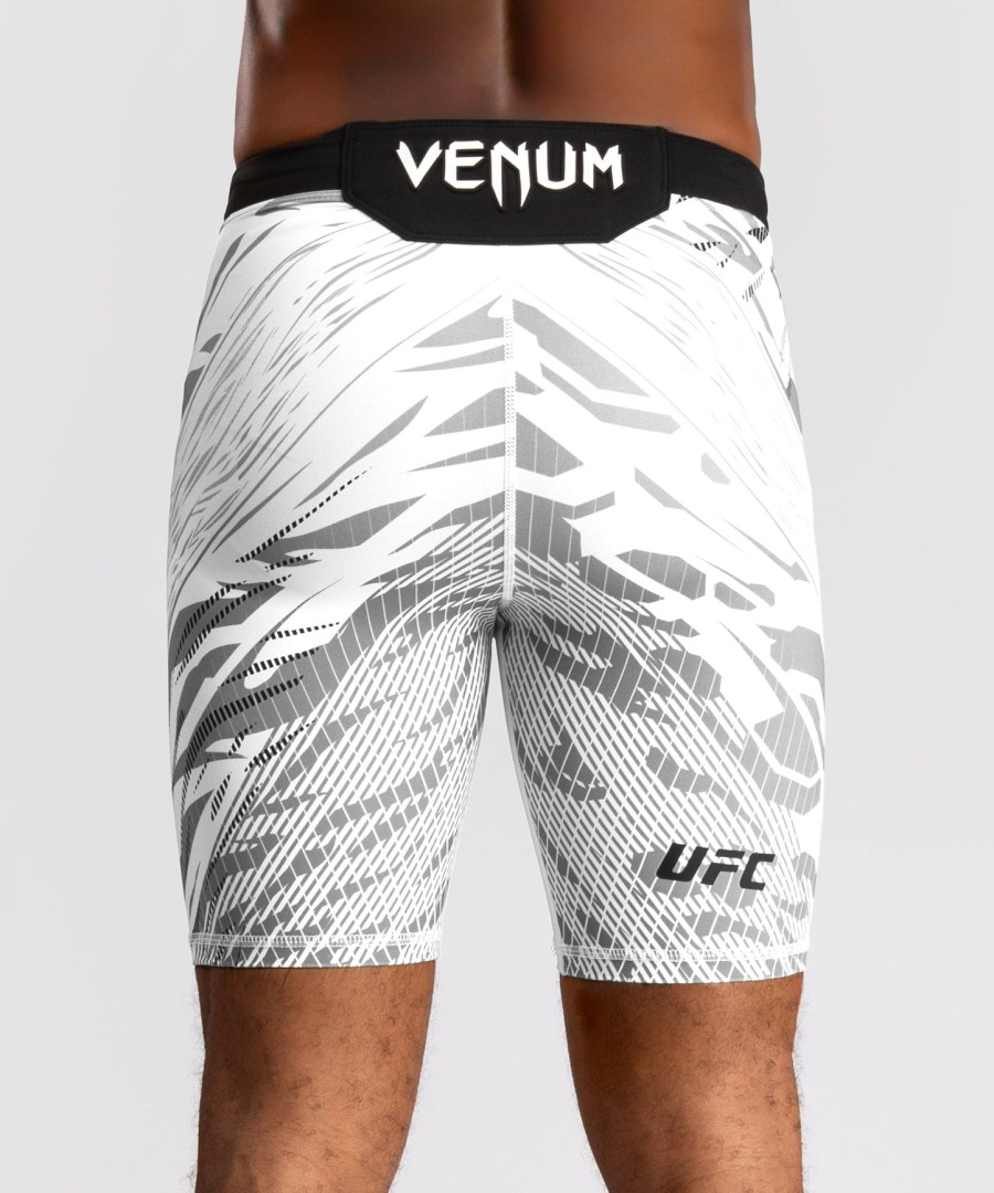 ufc fusion by venum authentic fight night miesten vale tudo shortsit - valkoinen