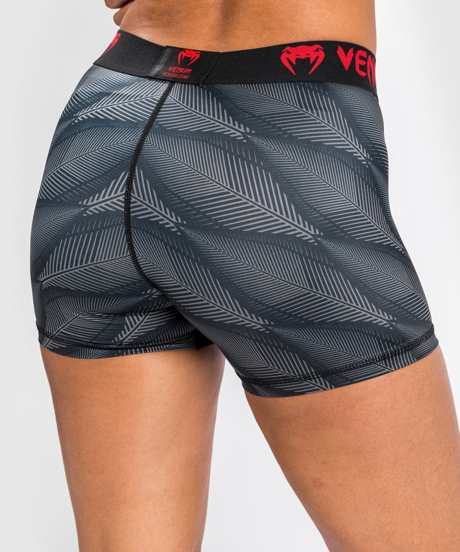 venum phantom -kompressioshortsit - naisille - mustapunainen