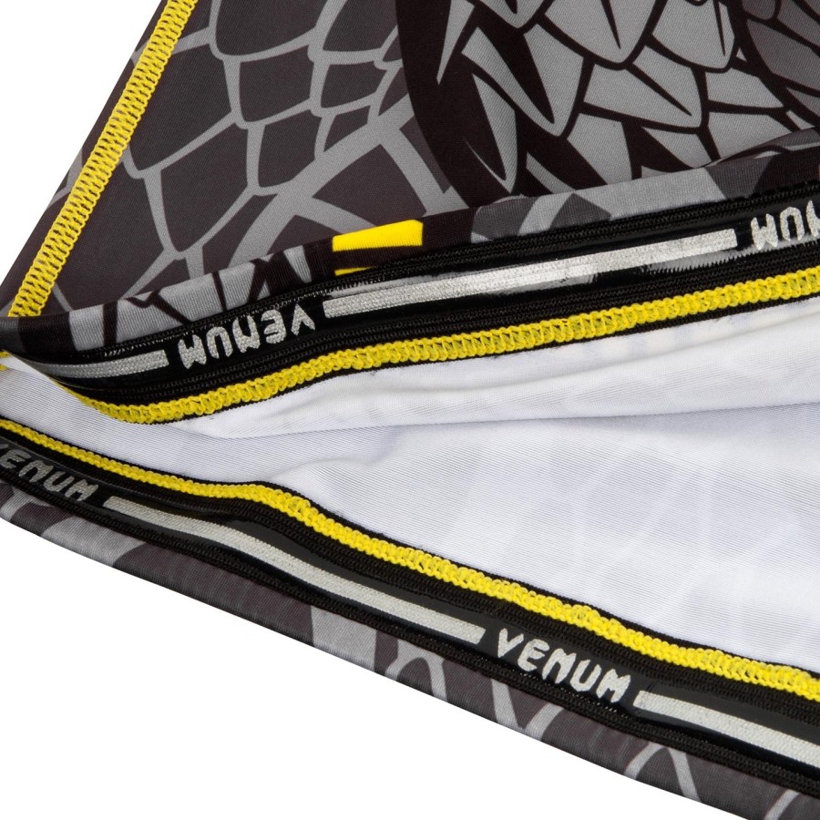venum snaker rashguard - lyhythihainen - mustakeltainen