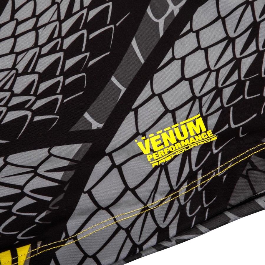venum snaker rashguard - lyhythihainen - mustakeltainen