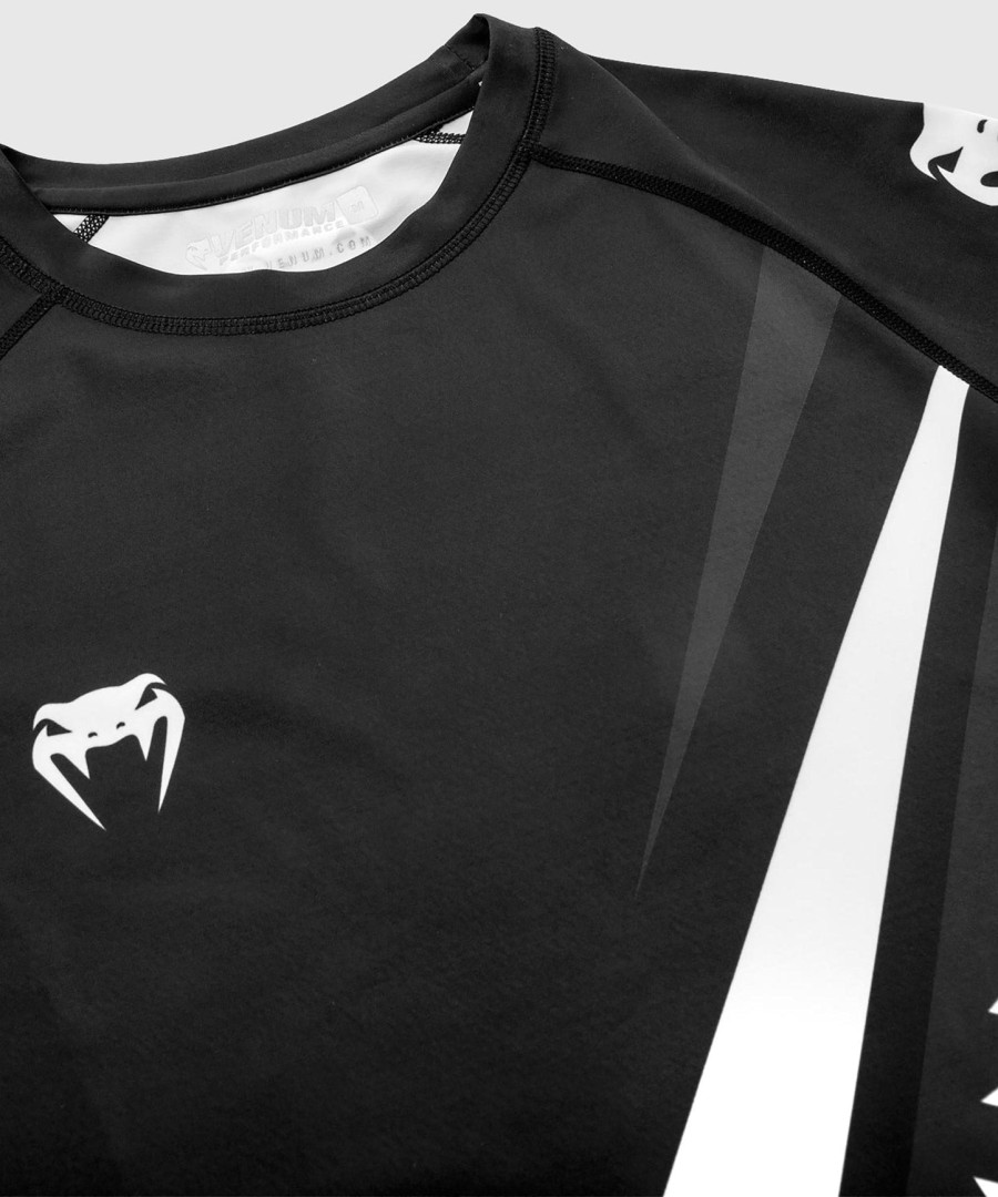 venum contender 4.0 rashguard - lyhythihainen - mustaharmaa-valkoinen