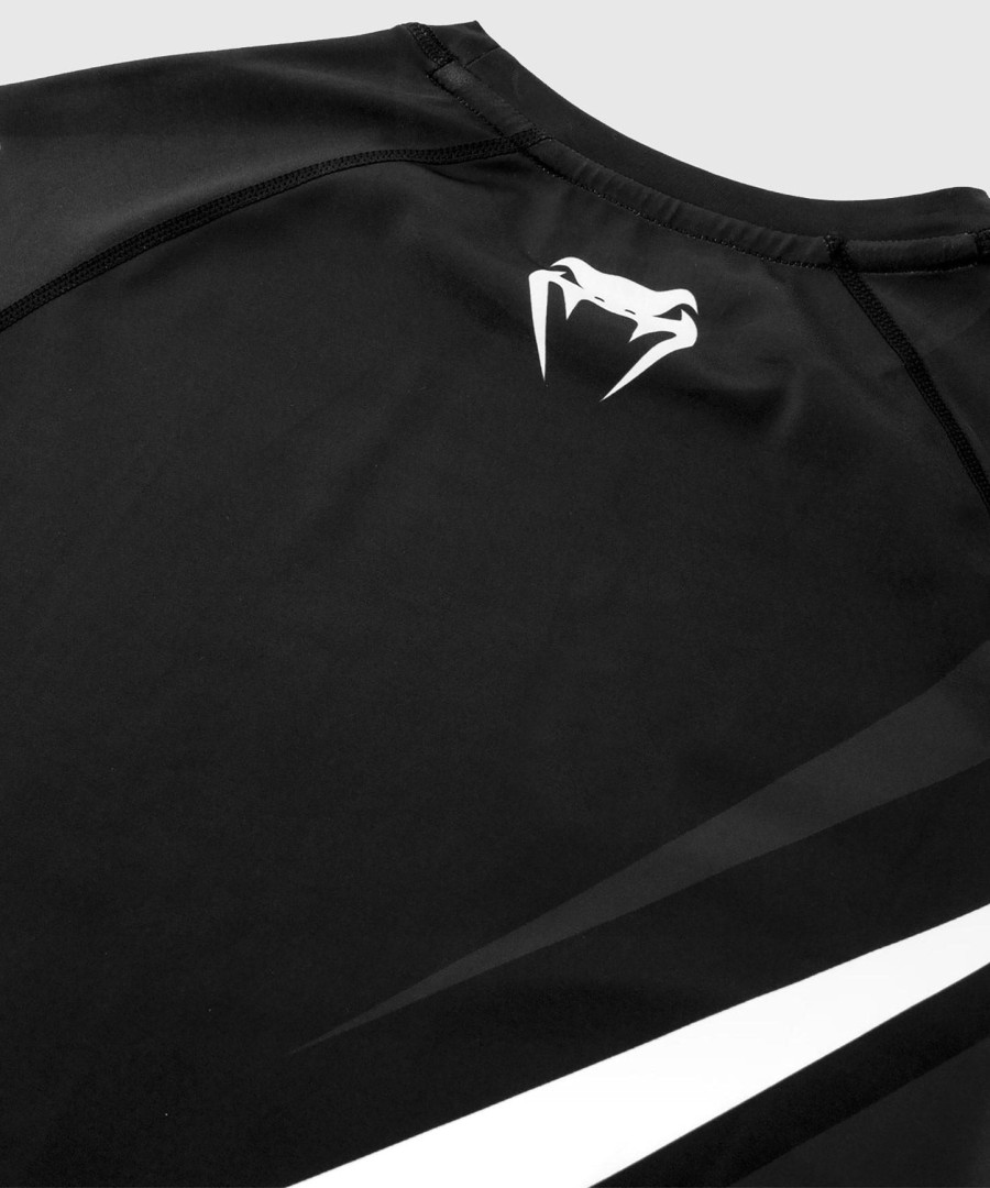 venum contender 4.0 rashguard - lyhythihainen - mustaharmaa-valkoinen