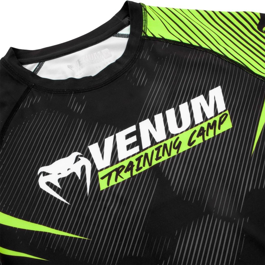 venum training camp 2.0 rashguard - lyhythihainen - mustaneonkeltainen
