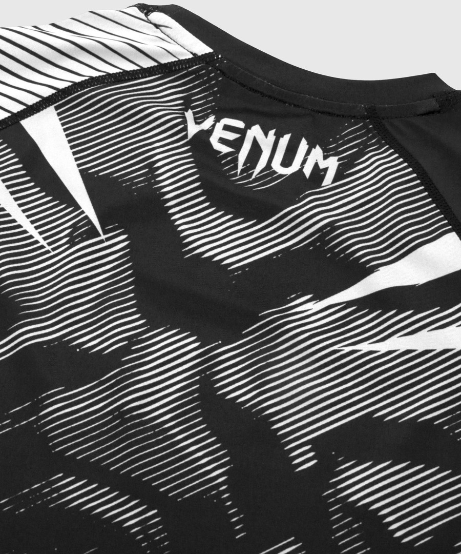 venum nogi 2.0 rashguard - lyhythihainen - mustavalkoinen