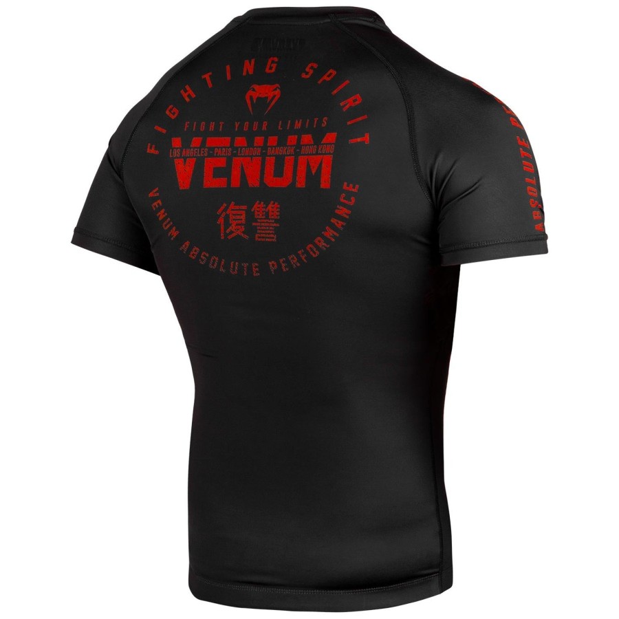 venum signature rashguard - lyhythihainen - mustapunainen