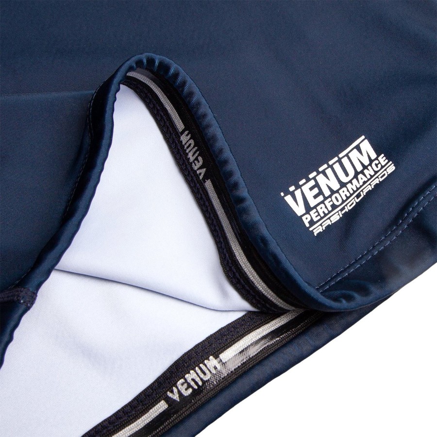 venum signature rashguard - lyhythihainen - tummansininenvalkoinen