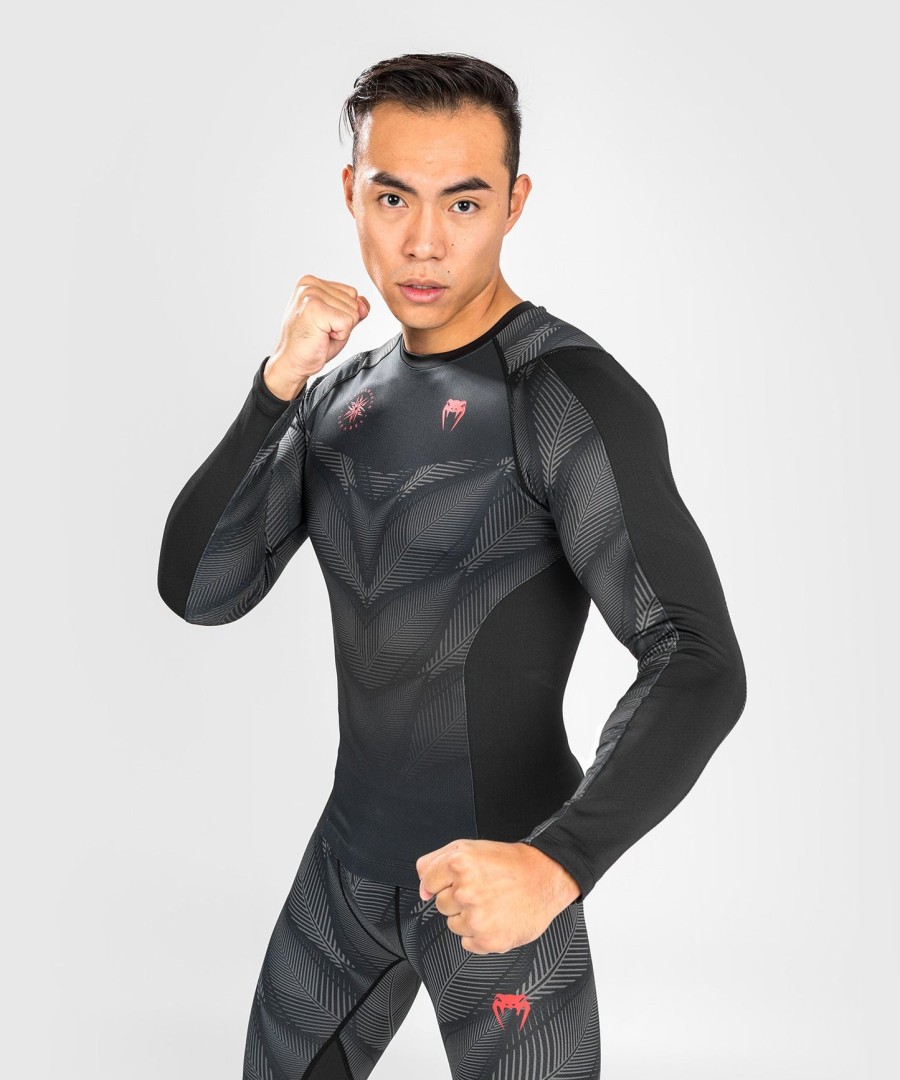 venum phantom rashguard pitkähihainen - mustapunainen