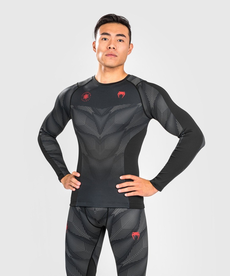 venum phantom rashguard pitkähihainen - mustapunainen