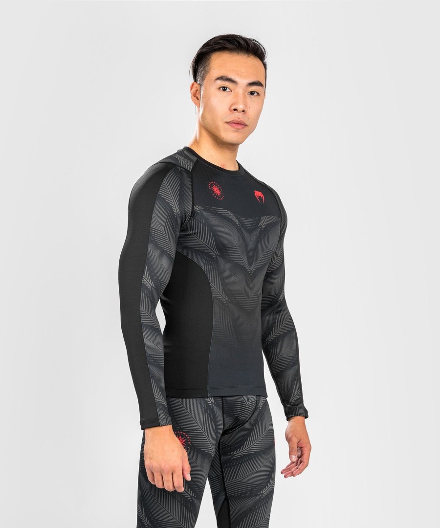 venum phantom rashguard pitkähihainen - mustapunainen