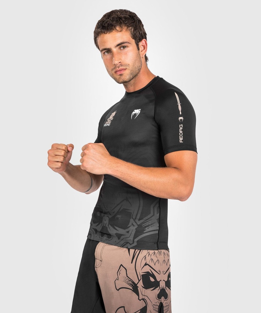 venum reorg rashguard - lyhyet hihat - musta