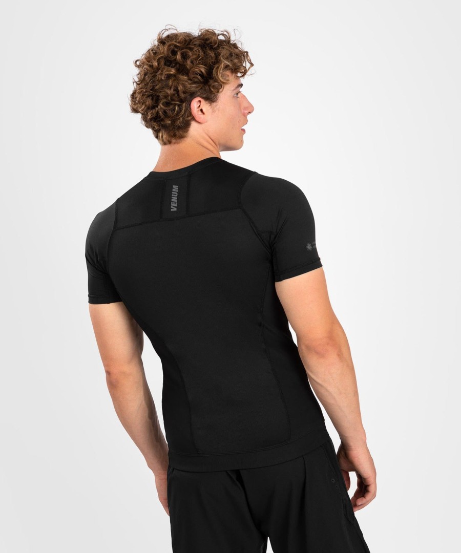 venum g-fit air rashguard lyhythihainen - musta