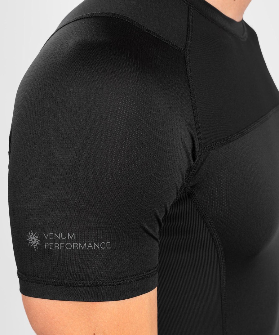 venum g-fit air rashguard lyhythihainen - musta