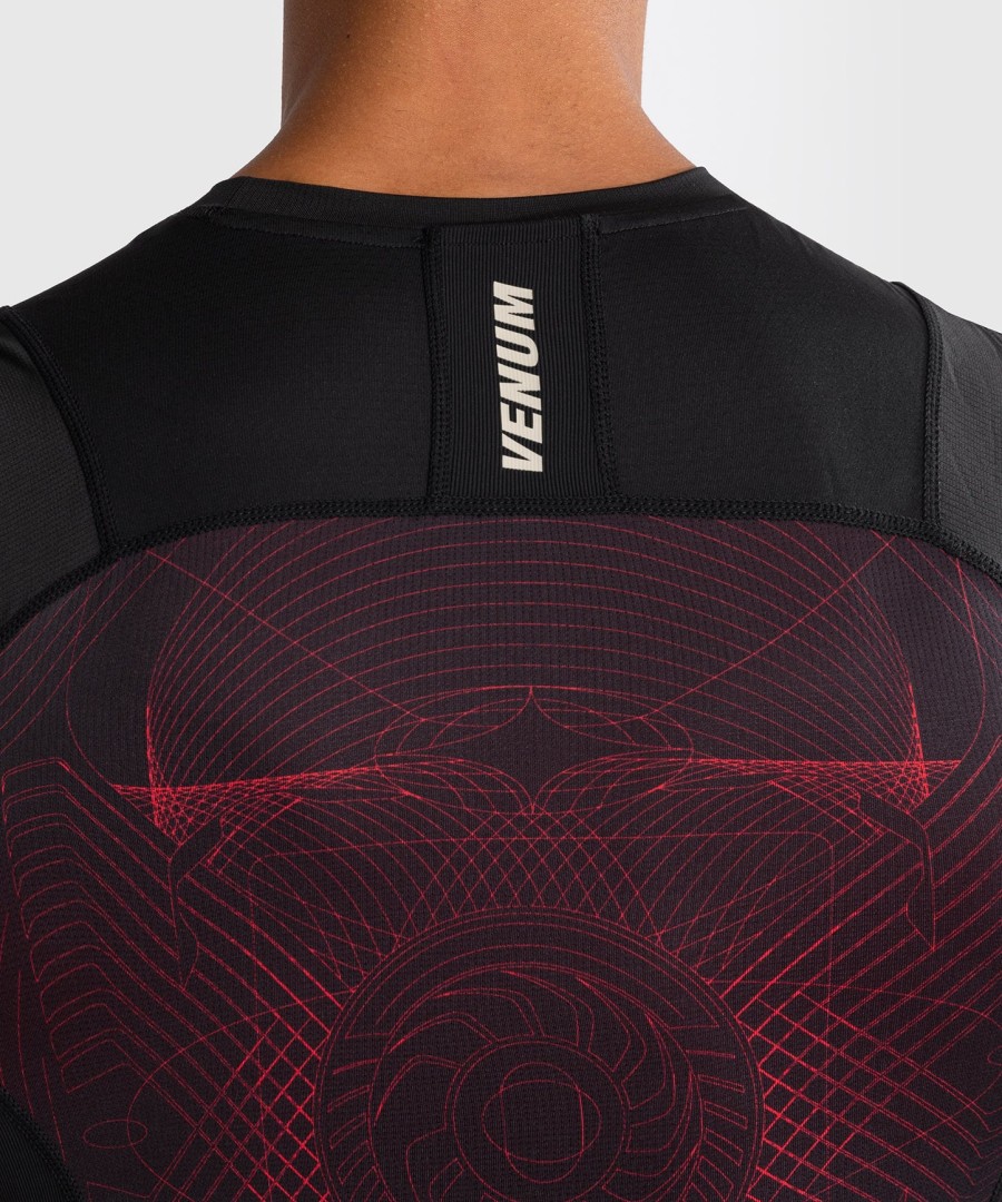 venum g-fit air miesten hihaton rashguard - syvän mustatulenpunainen