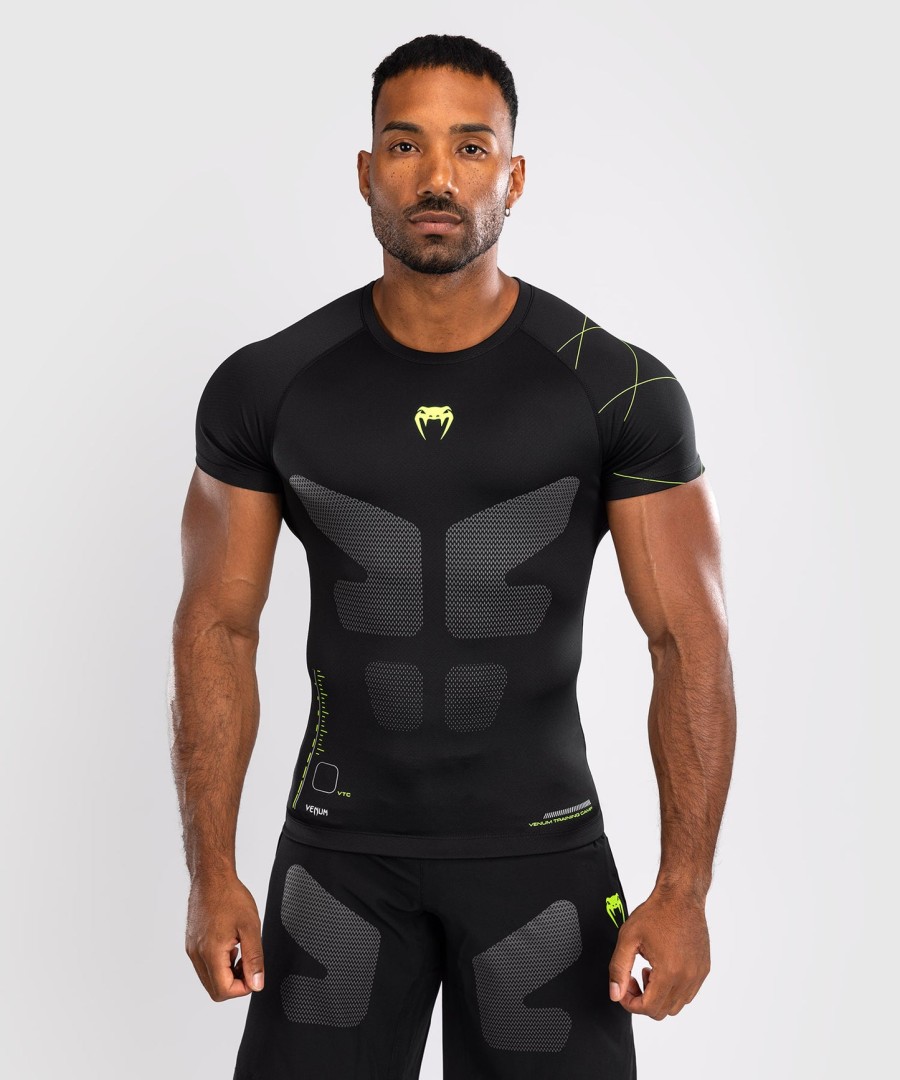 venum training camp 4.0 lyhythihainen rashguard - mustaneonvihreä