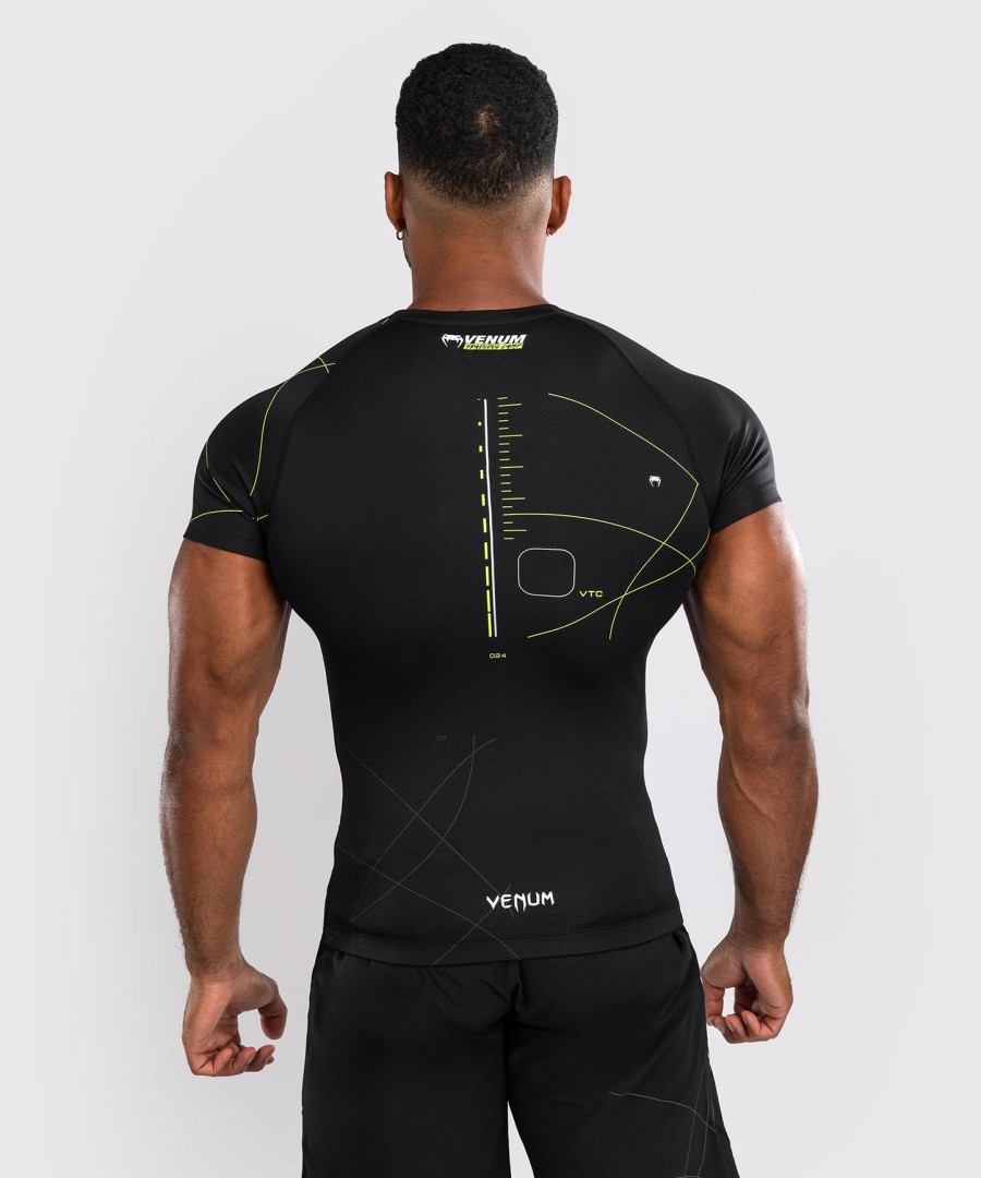 venum training camp 4.0 lyhythihainen rashguard - mustaneonvihreä
