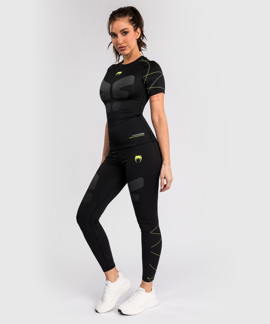venum training camp 4.0 lyhythihainen rashguard - mustaneonvihreä