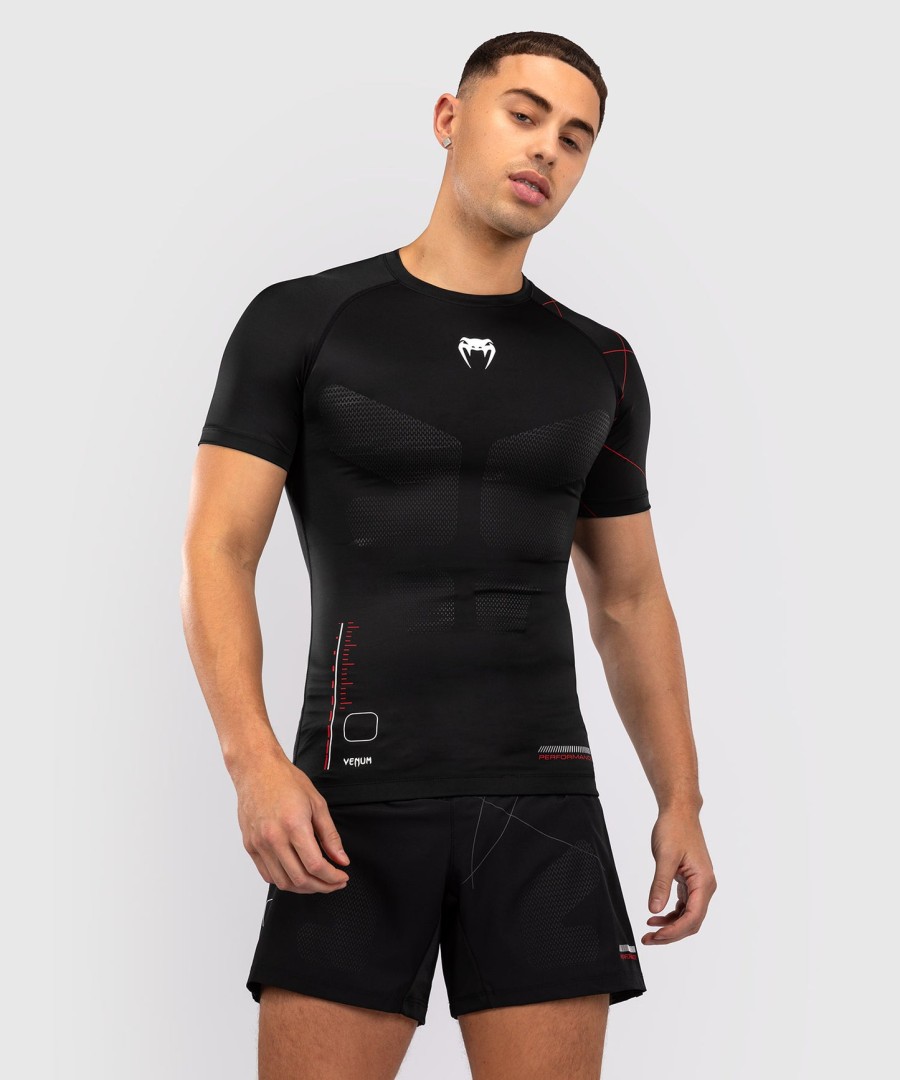 venum tactical xt lyhythihainen rashguard - mustapunainen