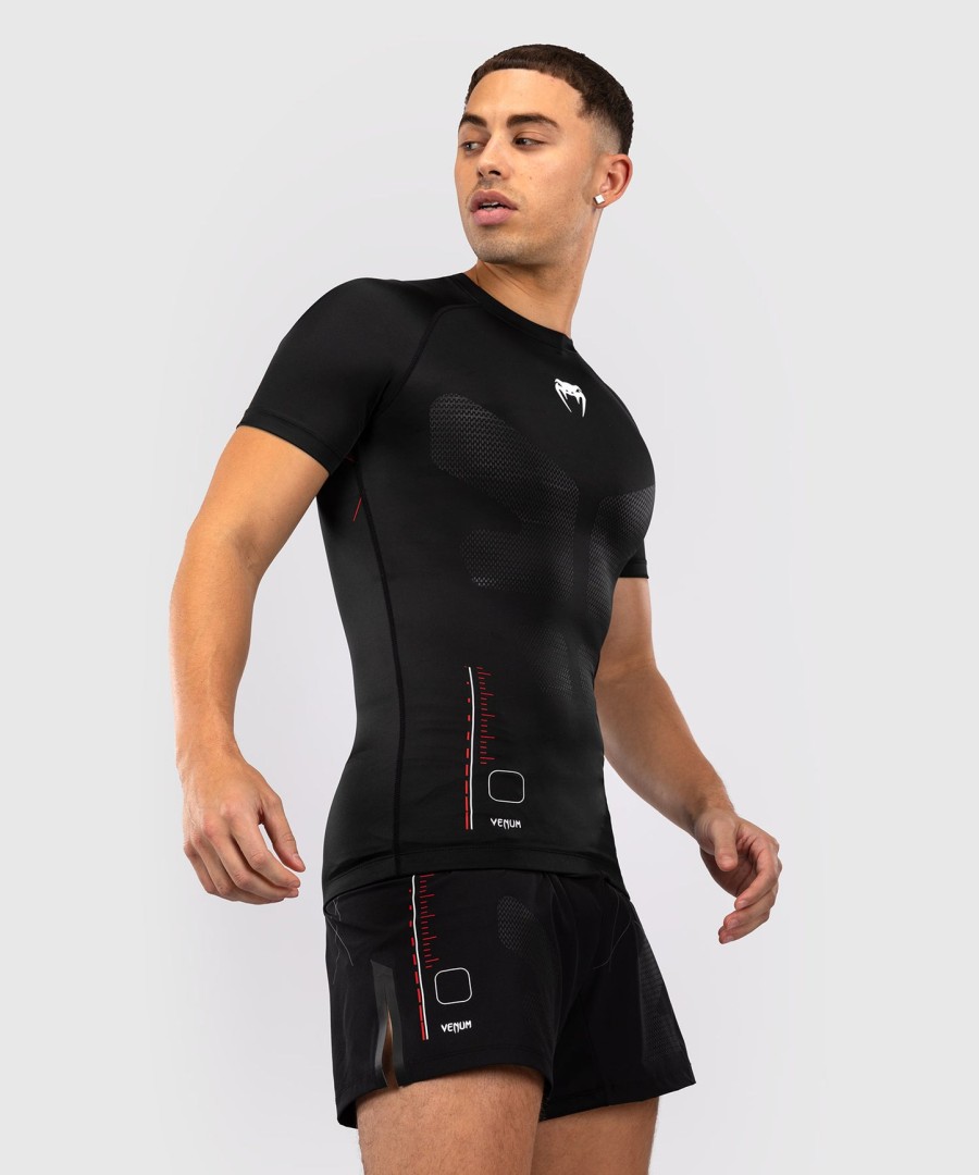 venum tactical xt lyhythihainen rashguard - mustapunainen