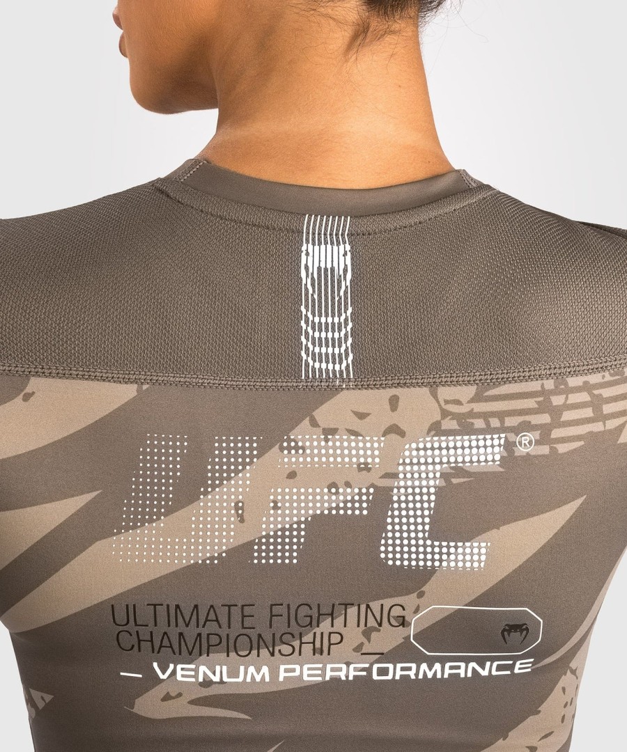 ufc adrenaline by venum fight week naisten performance pitkähihainen rashguard - aavikkomaastokuvio