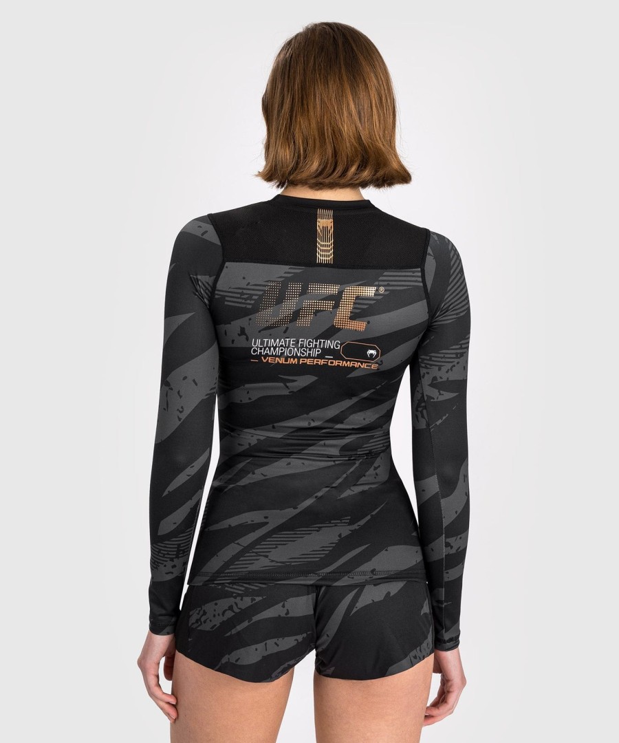 ufc adrenaline by venum fight week naisten performance pitkähihainen rashguard - urban camo