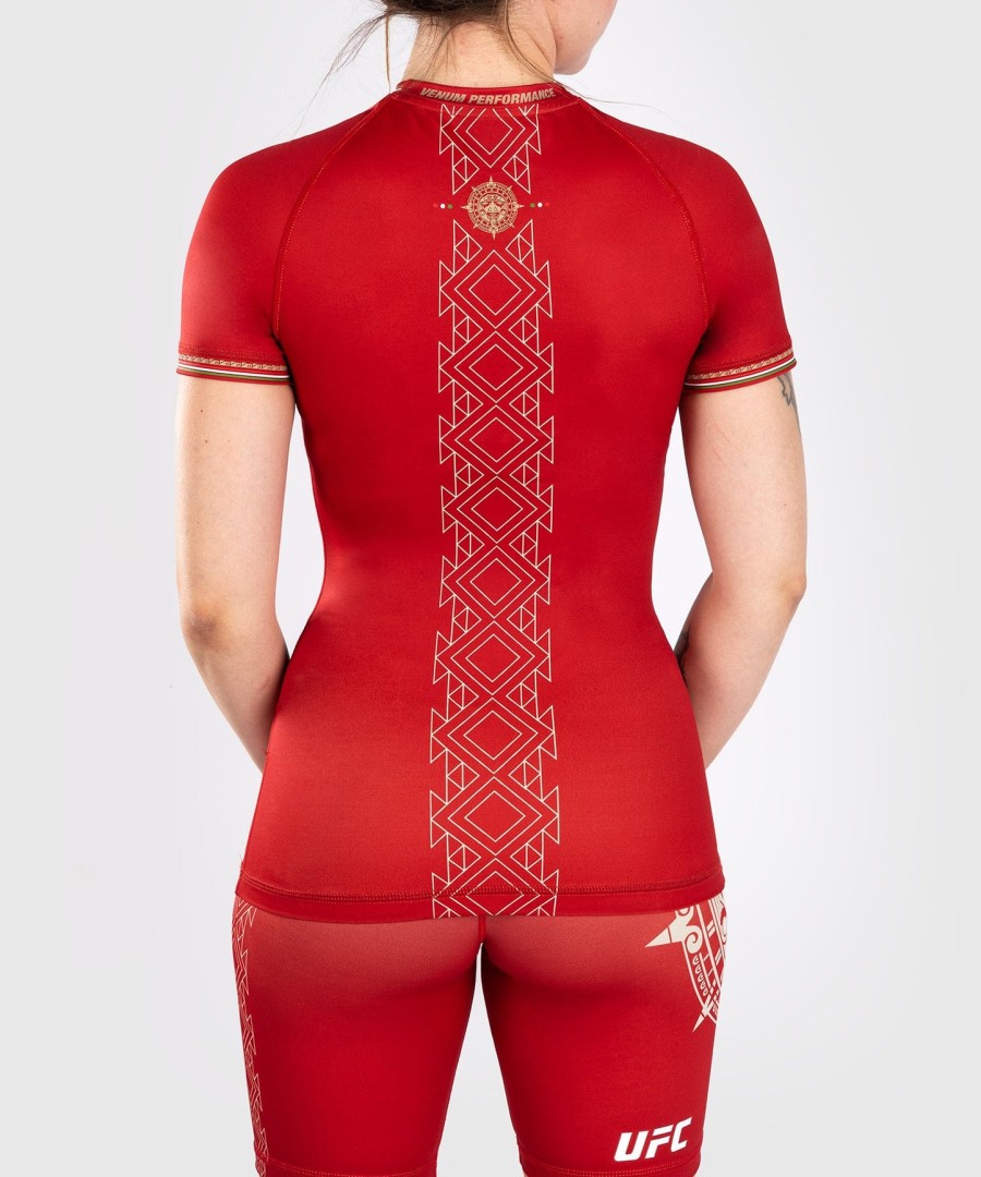 noche ufc by venum authentic fight night naisten lyhythihainen rashguard - punainen