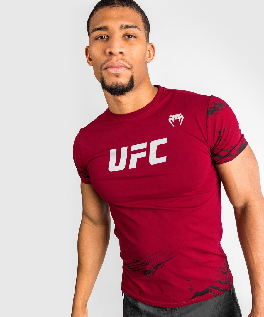 ufc venum authentic fight week miesten 2.0 lyhythihainen t-paita - punainen