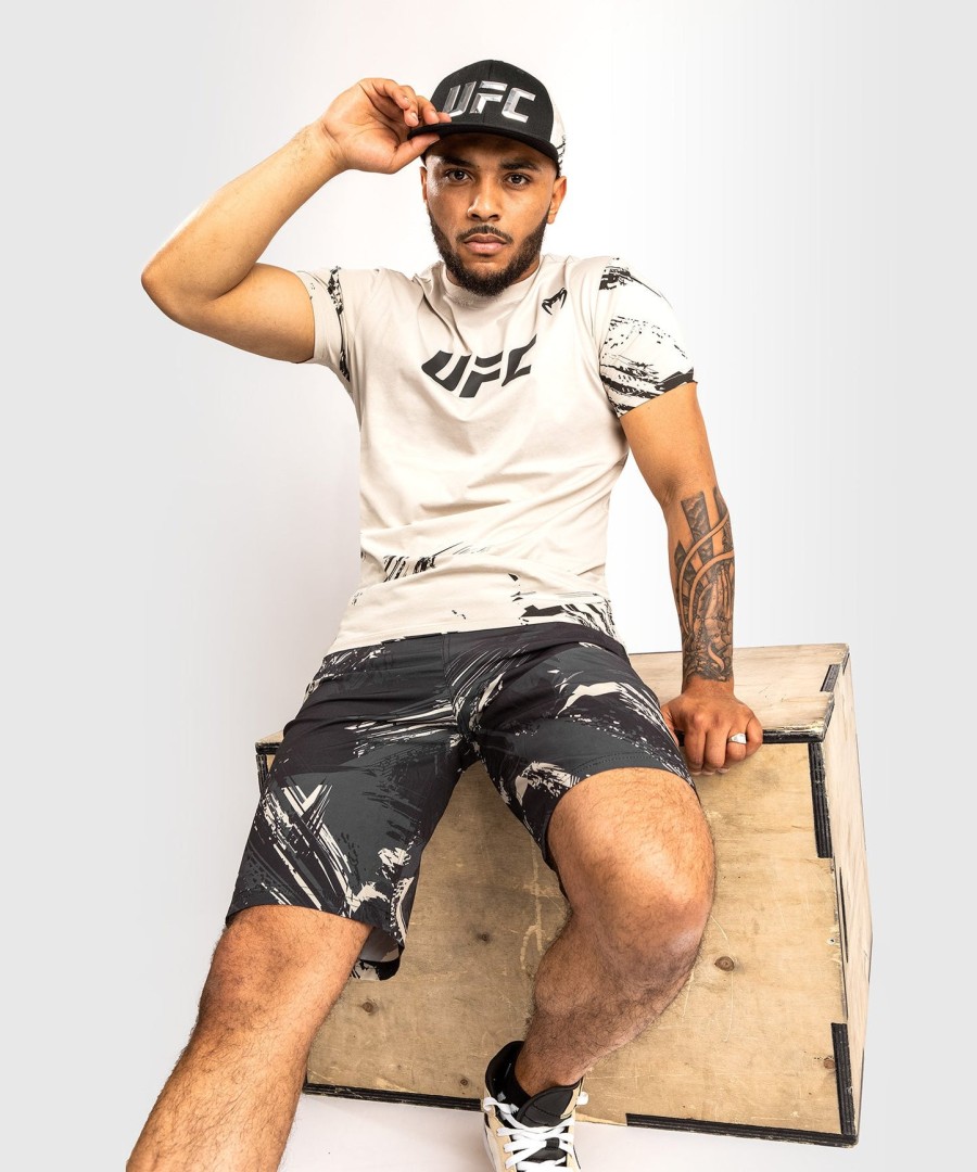 ufc venum authentic fight week miesten 2.0 lyhythihainen t-paita - hiekka