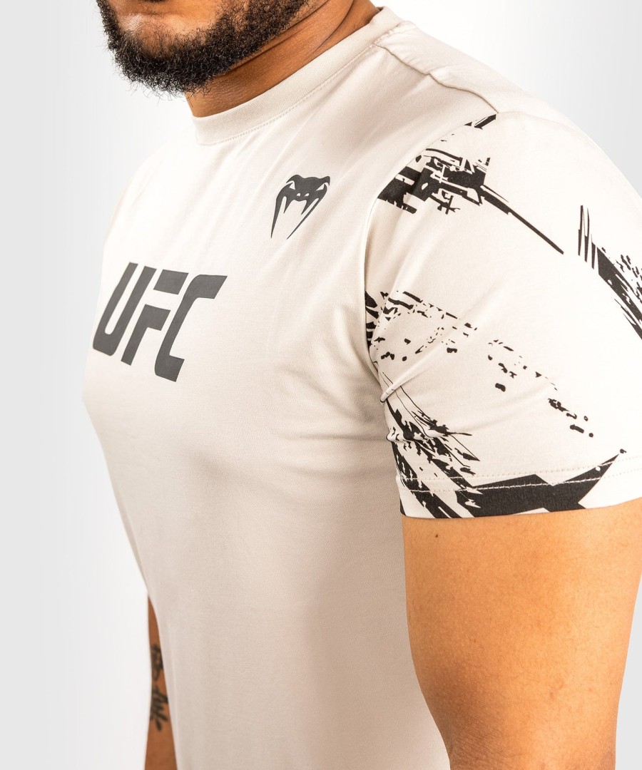 ufc venum authentic fight week miesten 2.0 lyhythihainen t-paita - hiekka