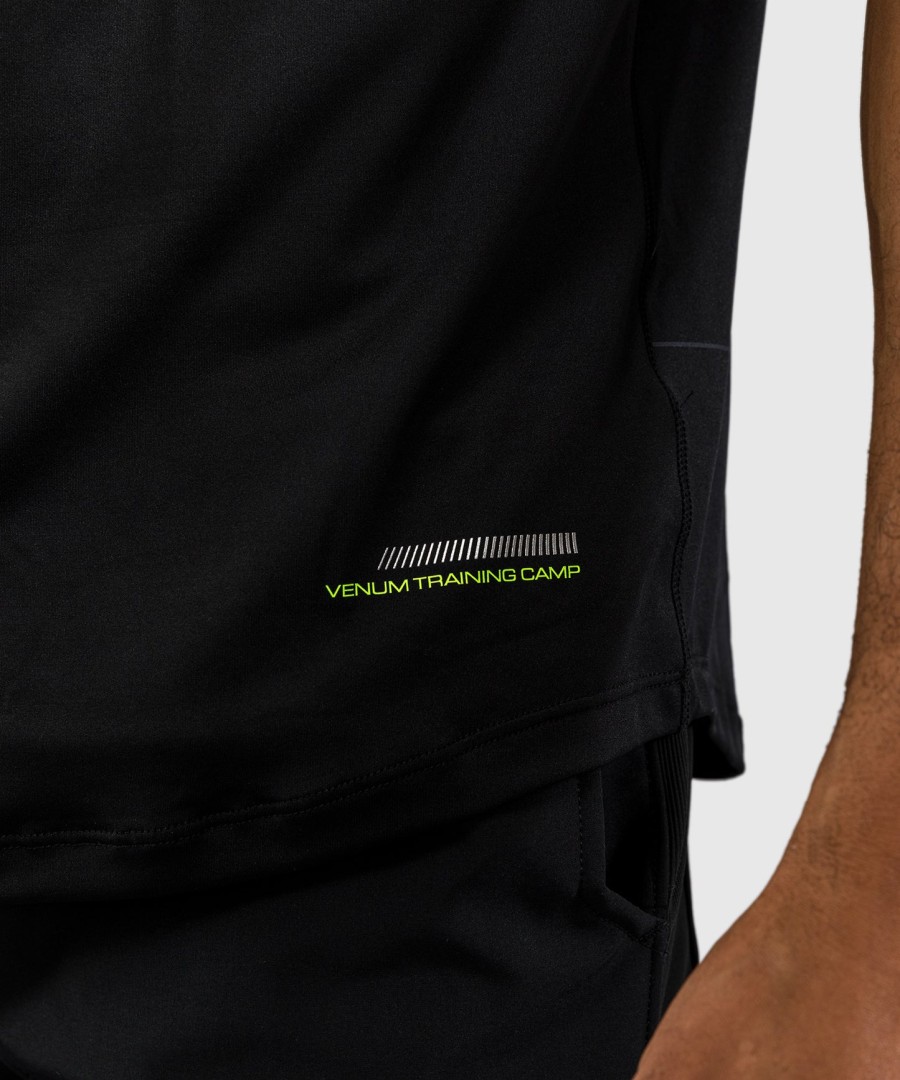 venum training camp 4.0 dry tech t-paita - mustaneonvihreä