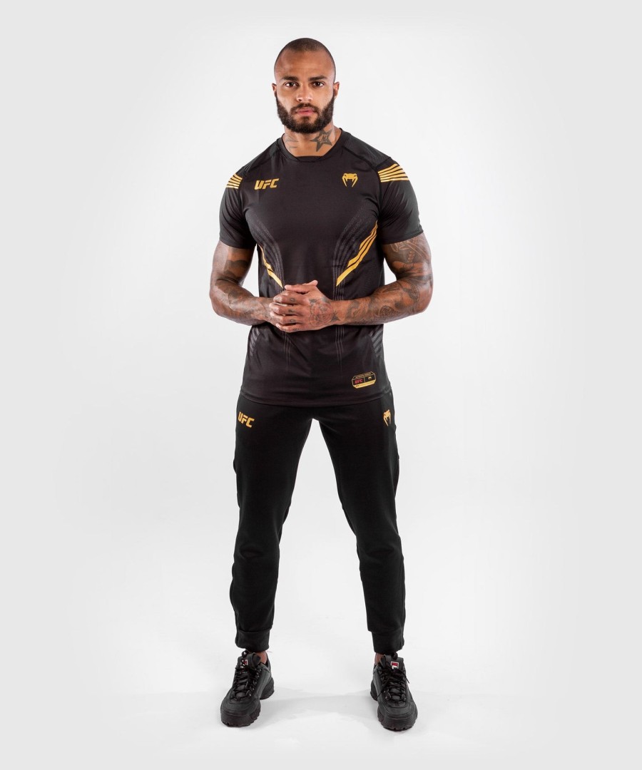 ufc venum authentic fight night miesten ulosmarssipelipaita - mestari