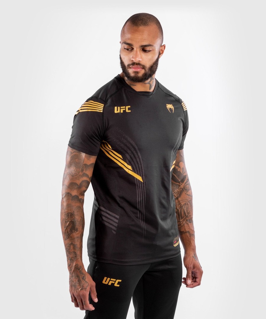 ufc venum authentic fight night miesten ulosmarssipelipaita - mestari