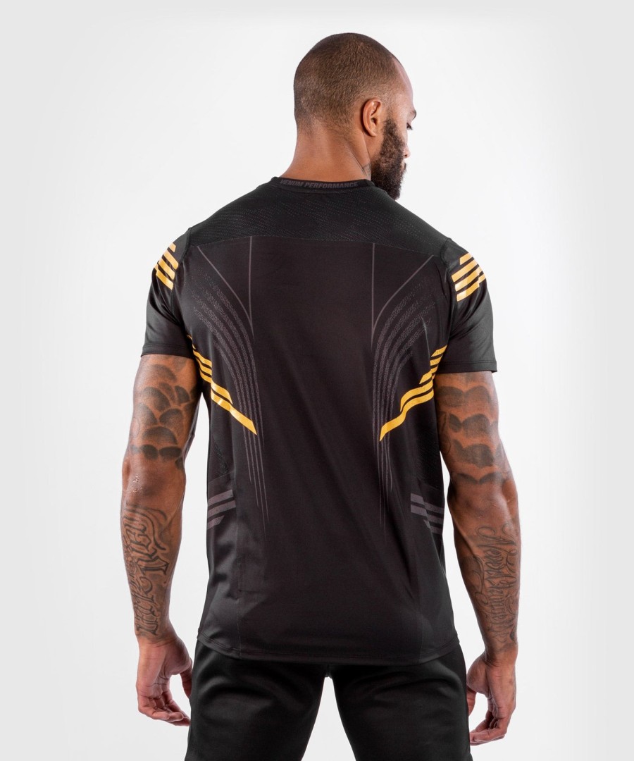 ufc venum authentic fight night miesten ulosmarssipelipaita - mestari