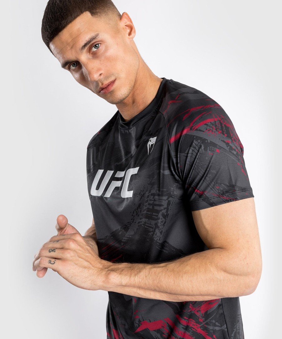 ufc venum authentic fight week 2.0 miesten kuiva tekninen t-paita - musta