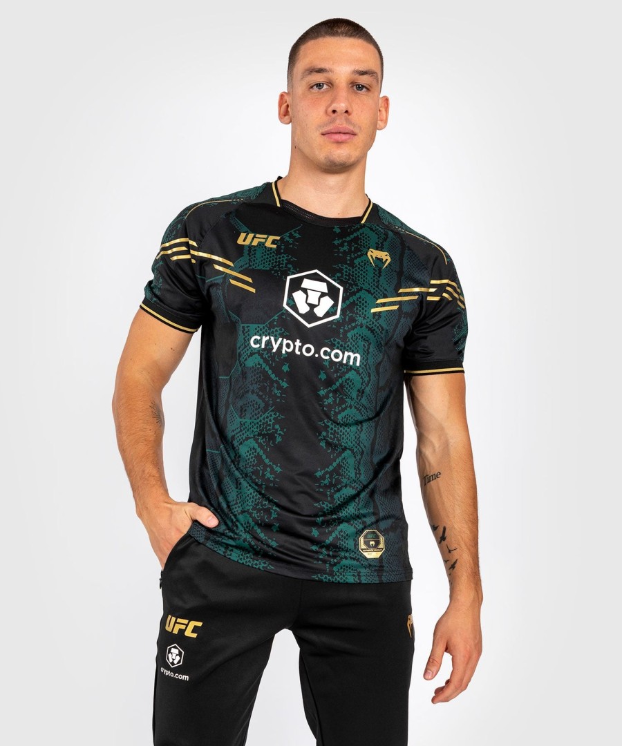 ufc adrenaline by venum authentic fight night miesten pelipaita - emerald edition - vihreämustakulta