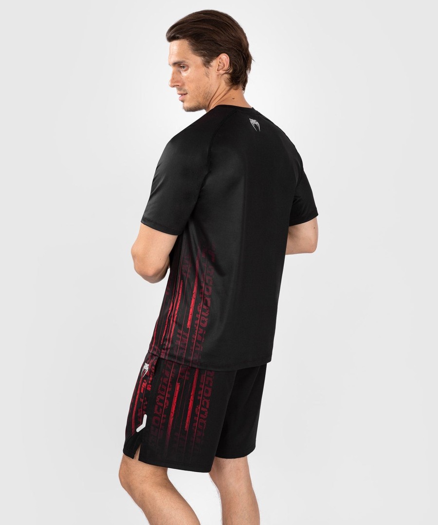 ufc venum performance institute 2.0 miesten dry-tech paita - mustapunainen