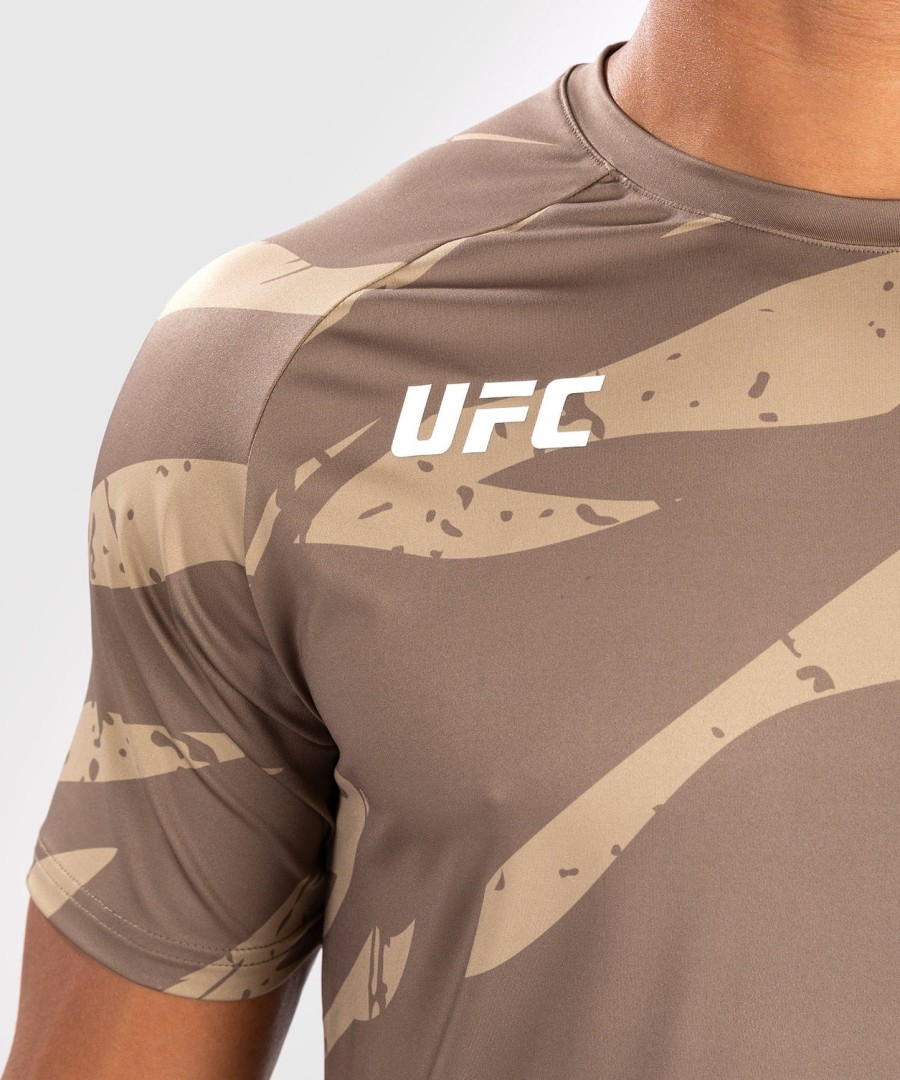 ufc adrenaline by venum miesten fight week dry-tech t-paita - aavikkokuvio