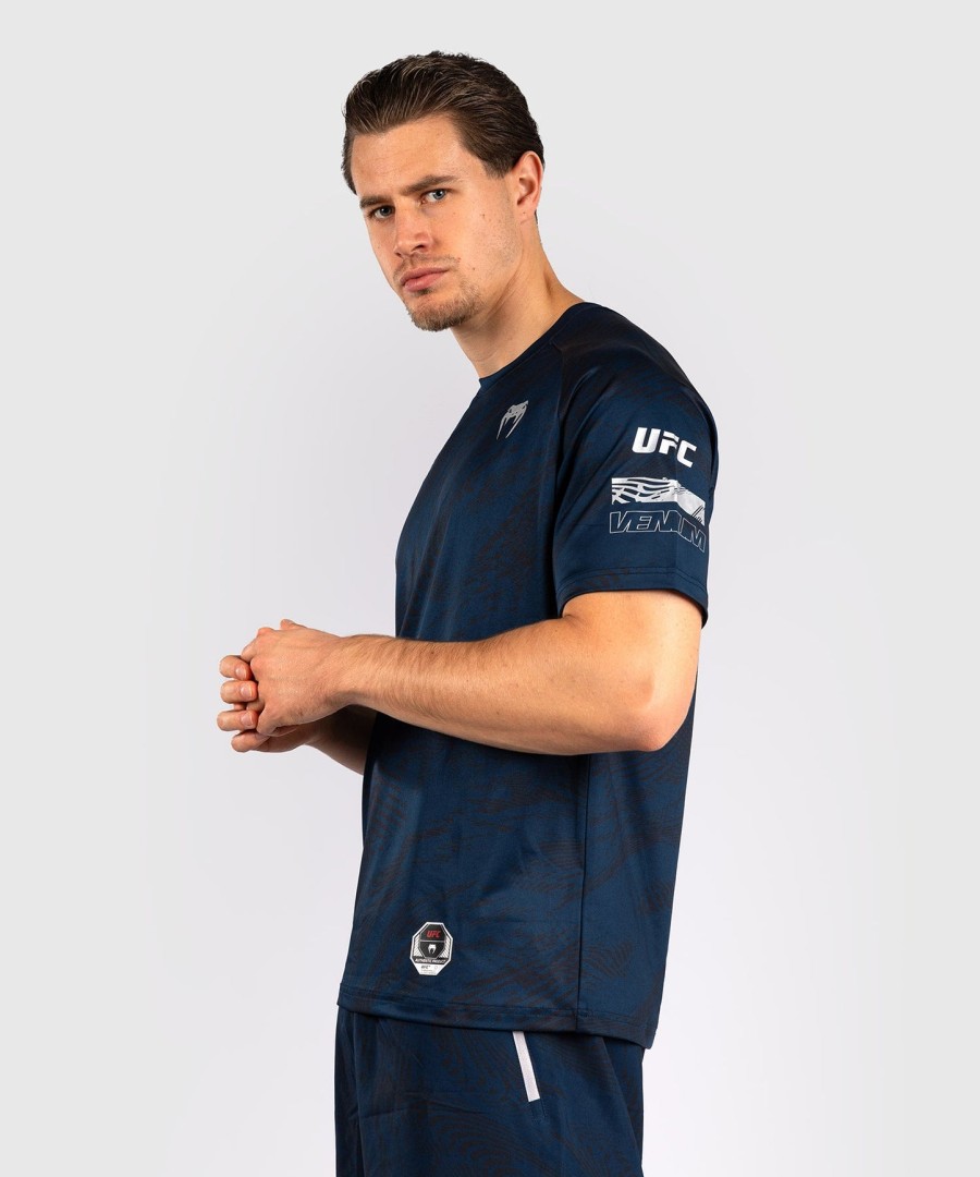 ufc fusion by venum fight week miesten dry-tech t-paita - valtamerensininen