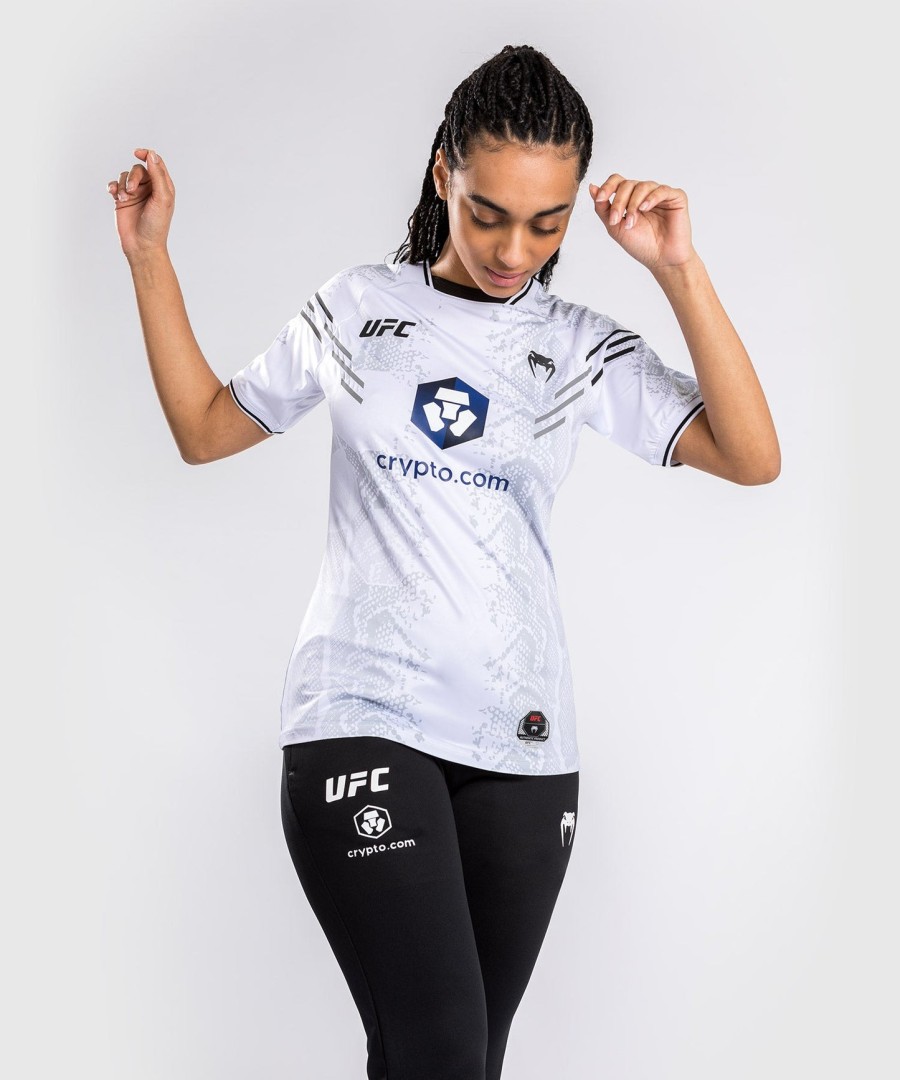 ufc adrenaline by venum authentic fight night naisten ulosmarssipelipaita - valkoinen