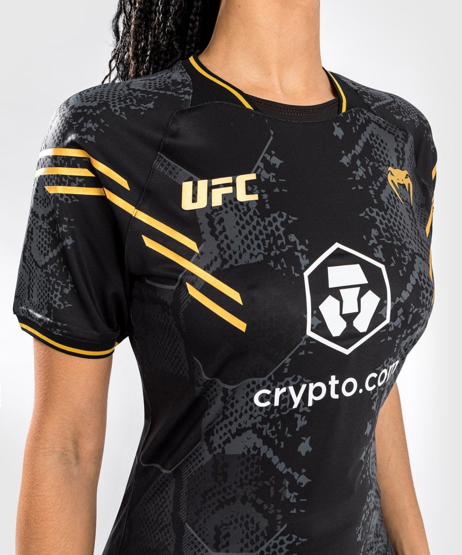 ufc adrenaline by venum authentic fight night -naisten ulosmarssipelipaita - mestari