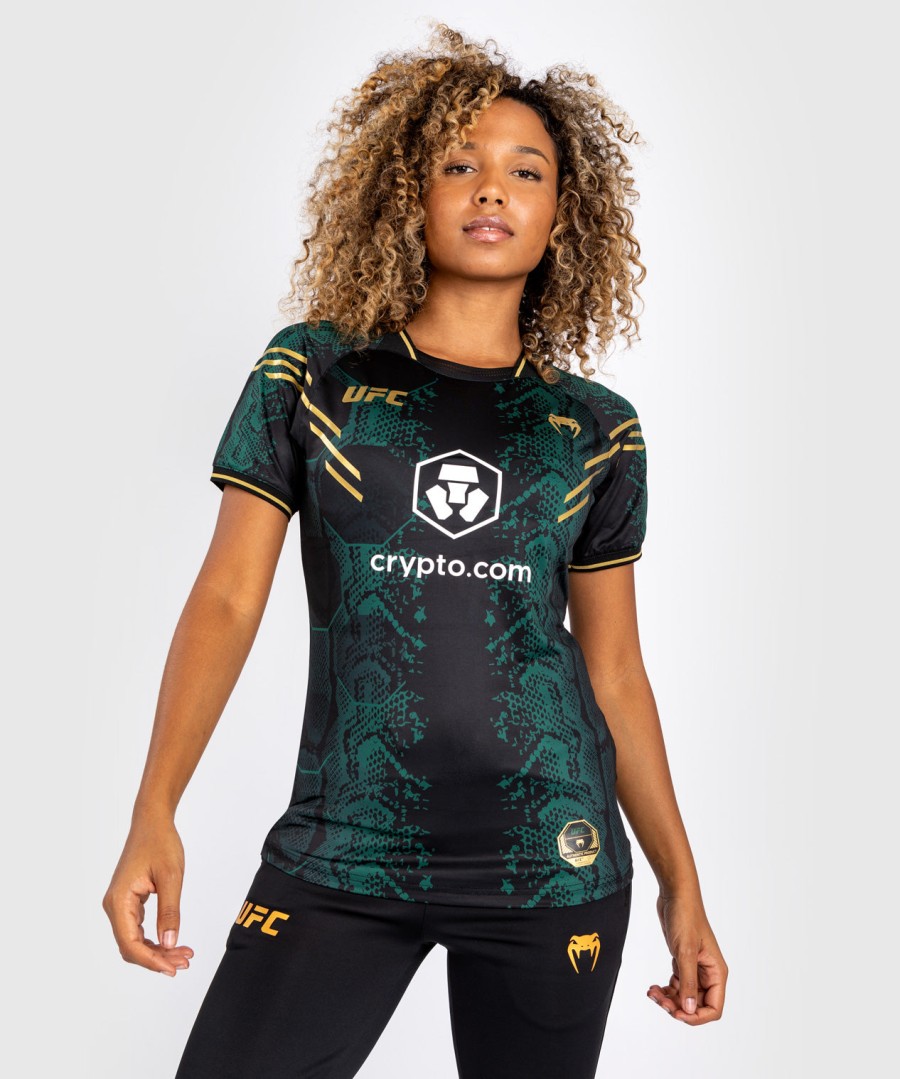 ufc adrenaline by venum authentic fight night naisten walkout pelipaita vihreämustakulta - emerald edition