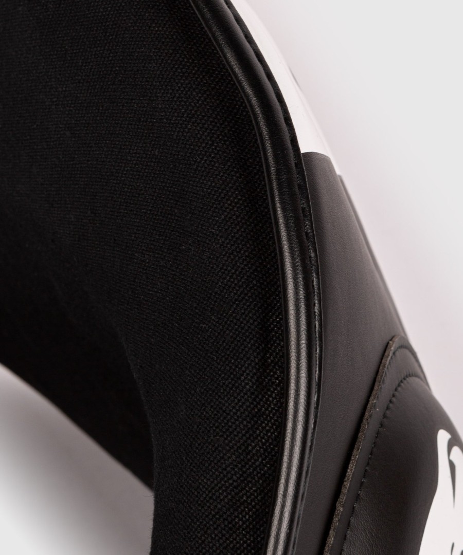 venum elite vatsapanssari - mustavalkoinen