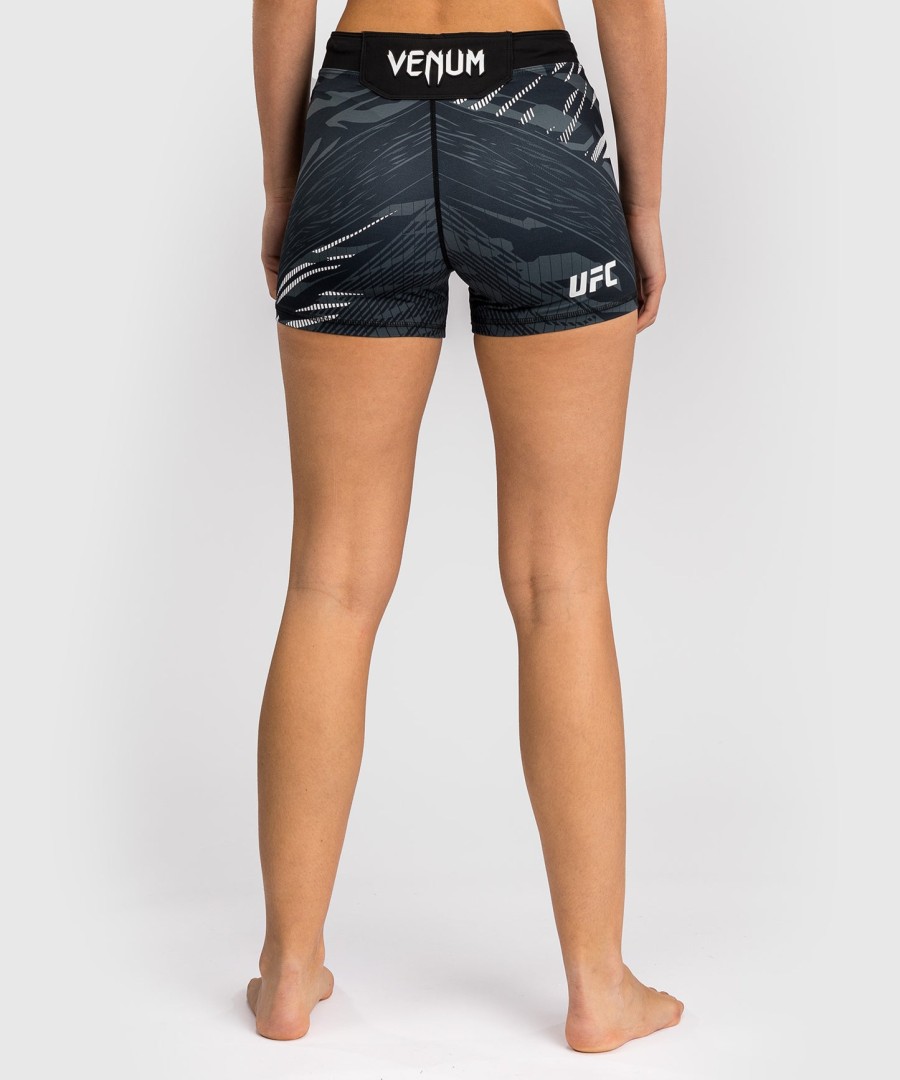 ufc fusion by venum authentic fight night naisten vale tudo shortsit - lyhyt istuvuus - musta