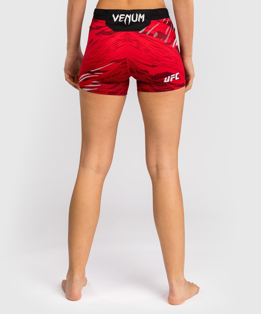 ufc fusion by venum authentic fight night naisten vale tudo shortsit - lyhyt istuvuus - punainen